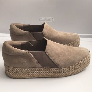 vince. UNIQUE!!! Suede leather wedge espadrilles slip ons loafers